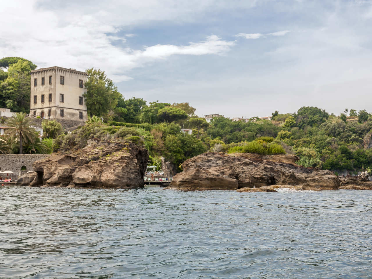 spiaggia-di-cartaromana-ischia	